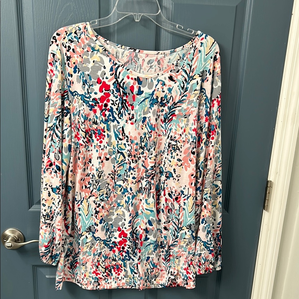 Women’s scoopneck top in colorful print long sleeved comfortable size 2X